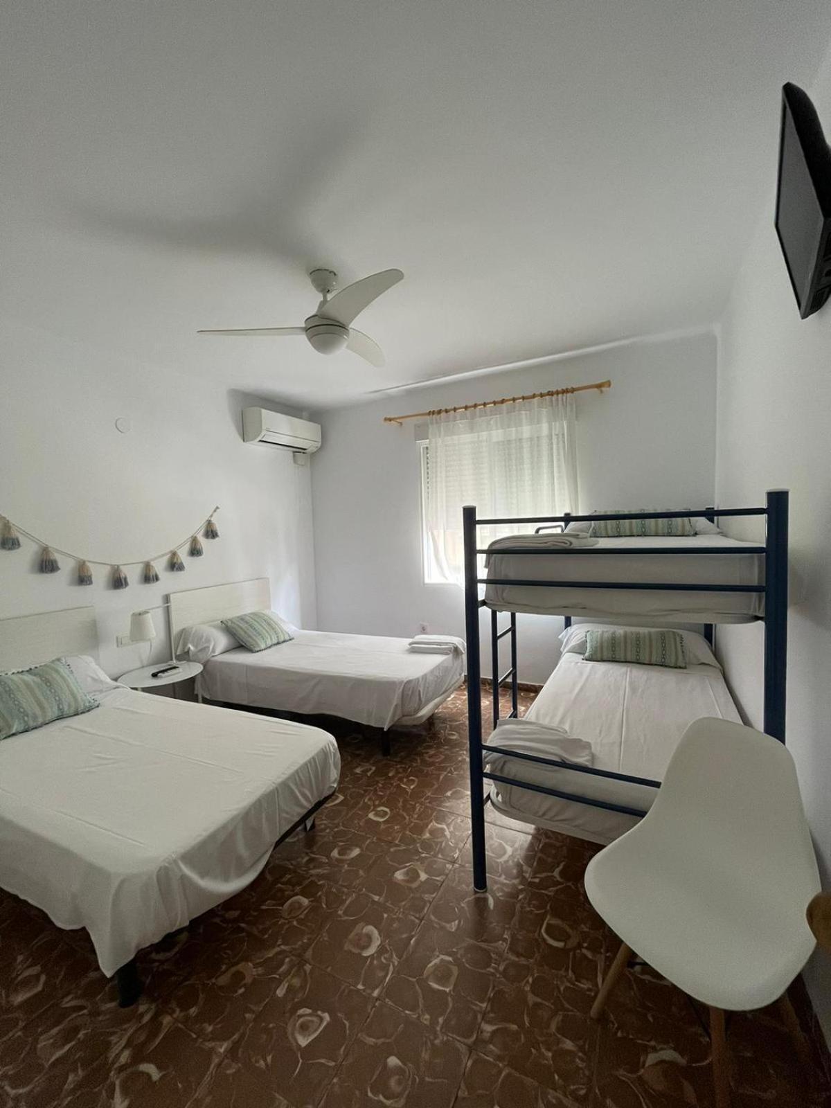 Hostal Beni Benicàssim Kültér fotó