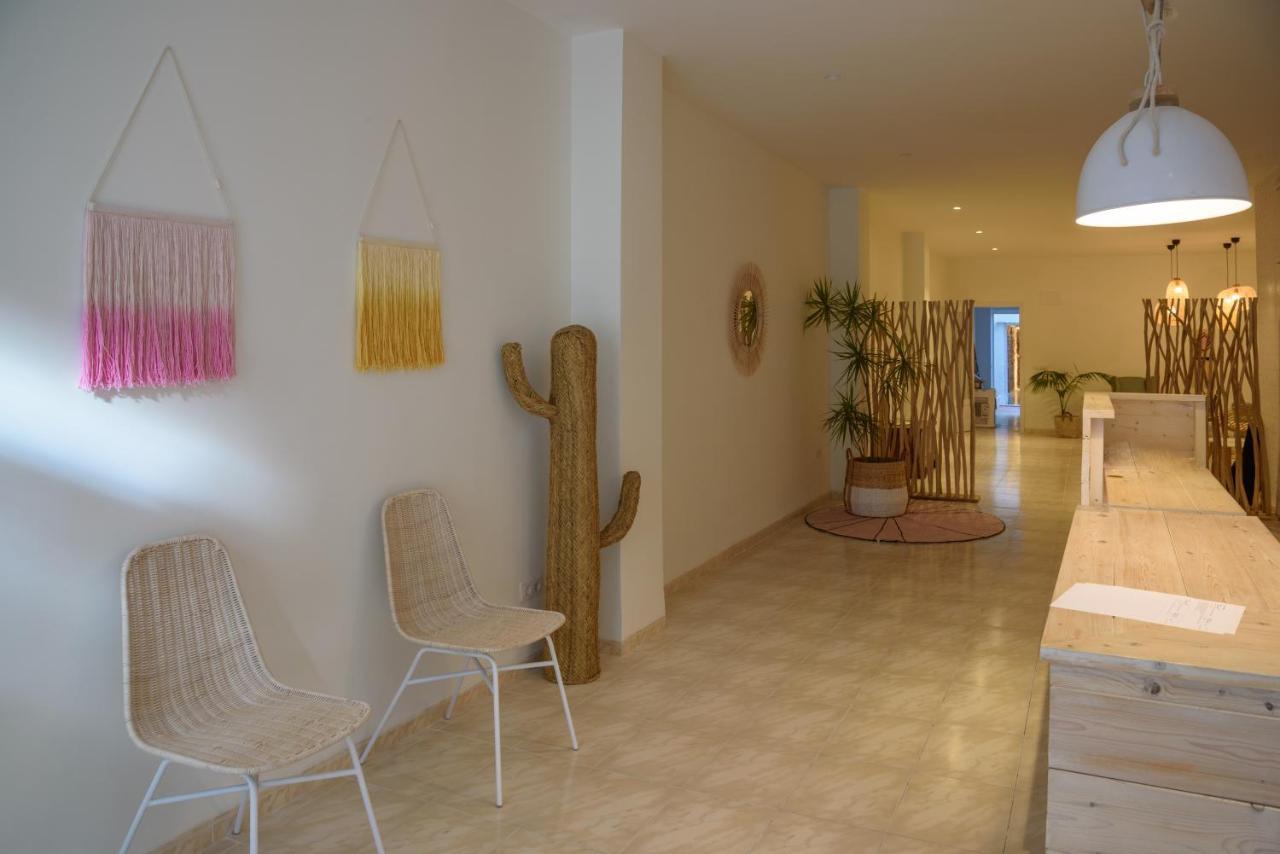 Hostal Beni Benicàssim Kültér fotó