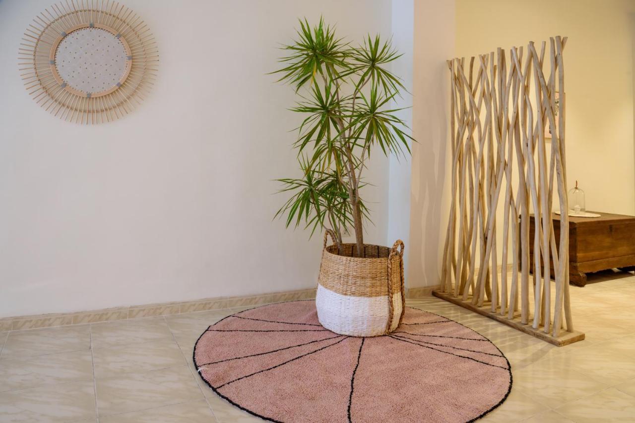 Hostal Beni Benicàssim Kültér fotó