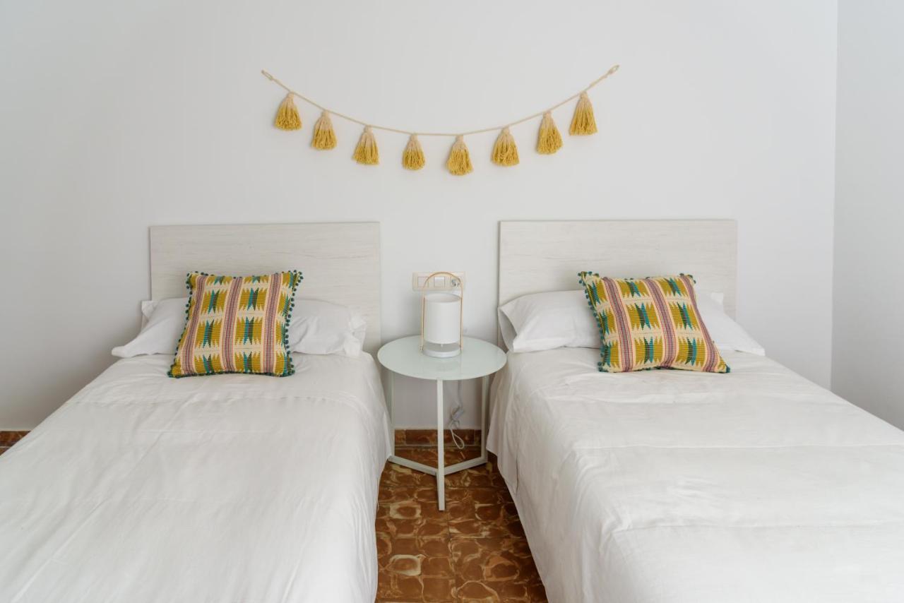 Hostal Beni Benicàssim Kültér fotó