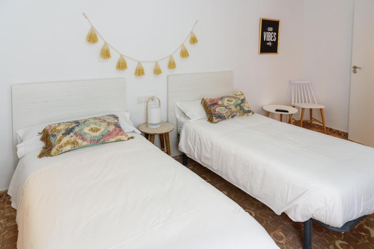 Hostal Beni Benicàssim Kültér fotó