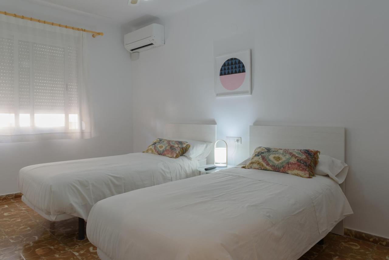 Hostal Beni Benicàssim Kültér fotó